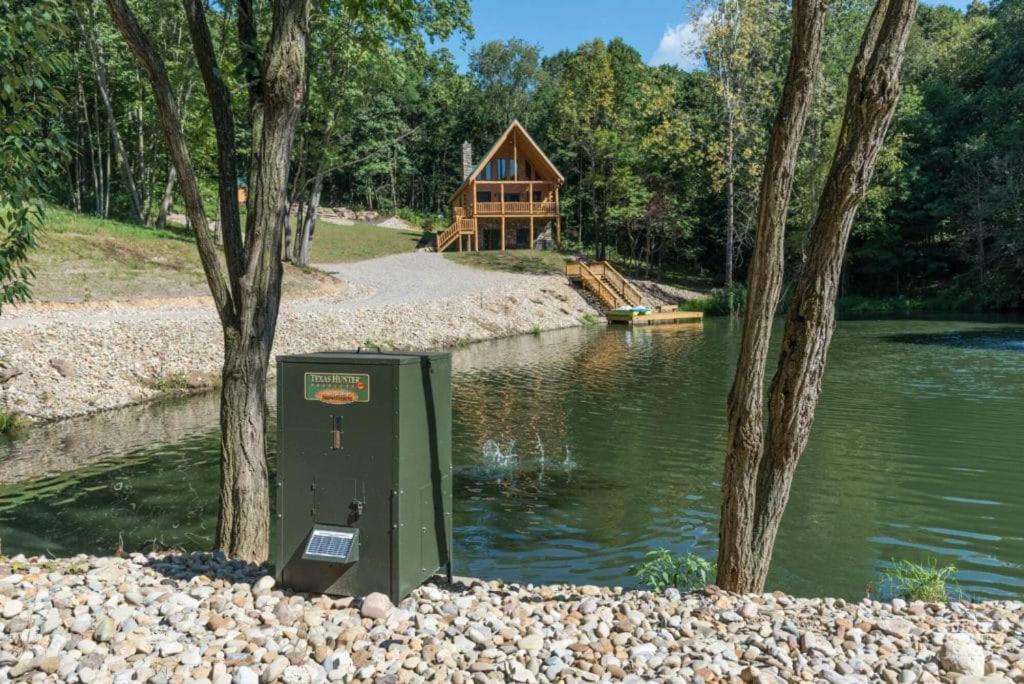 Coschocton Hills - 2 Luxury Log Cabins - Lake Coshocton Exterior photo