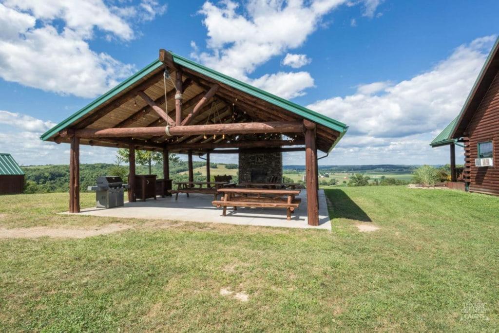 Coschocton Hills - 2 Luxury Log Cabins - Lake Coshocton Exterior photo